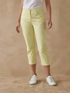 Pantacourt élastiqué en gabardine