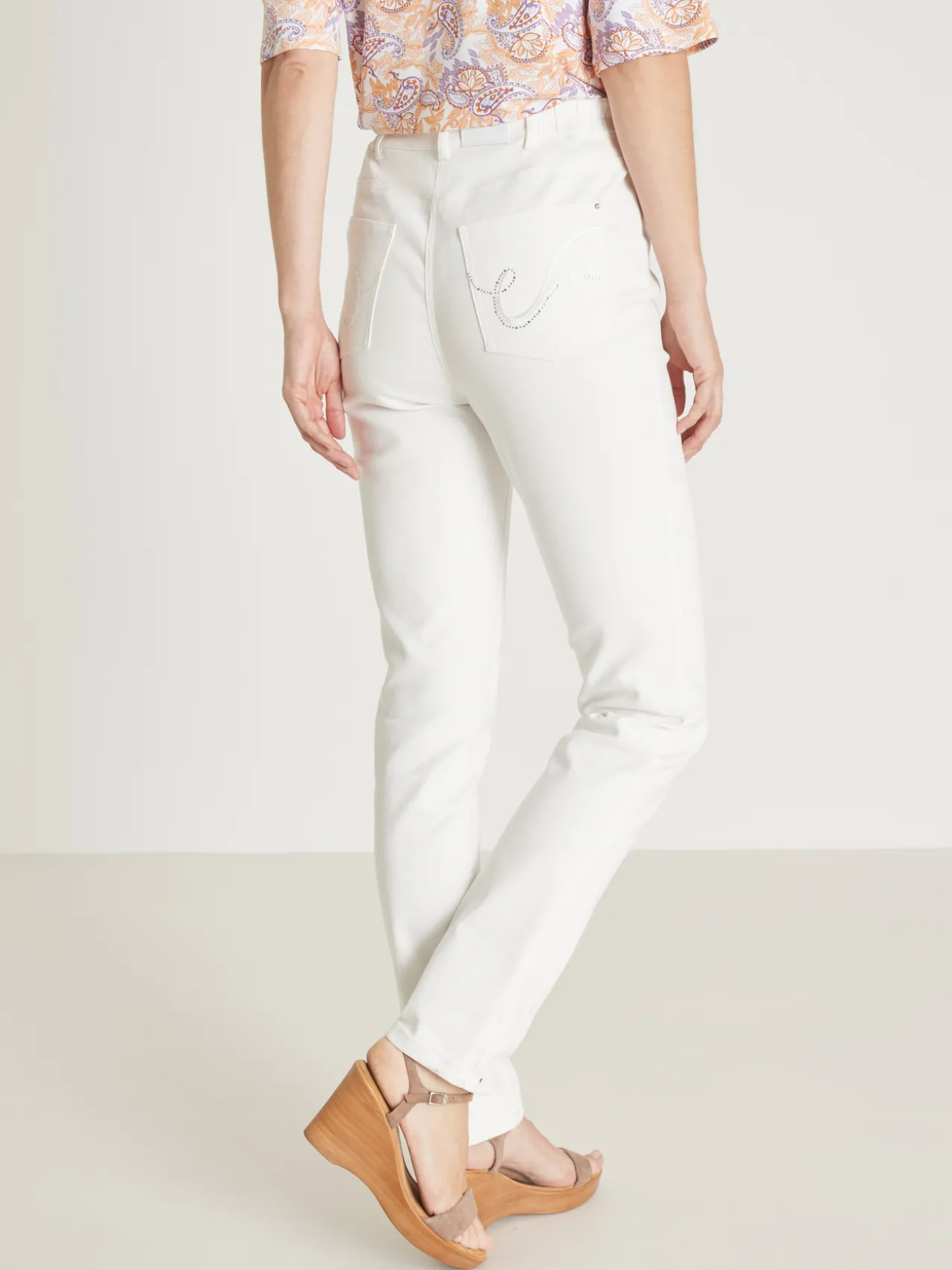 Pantalon 5 poches coupe droite