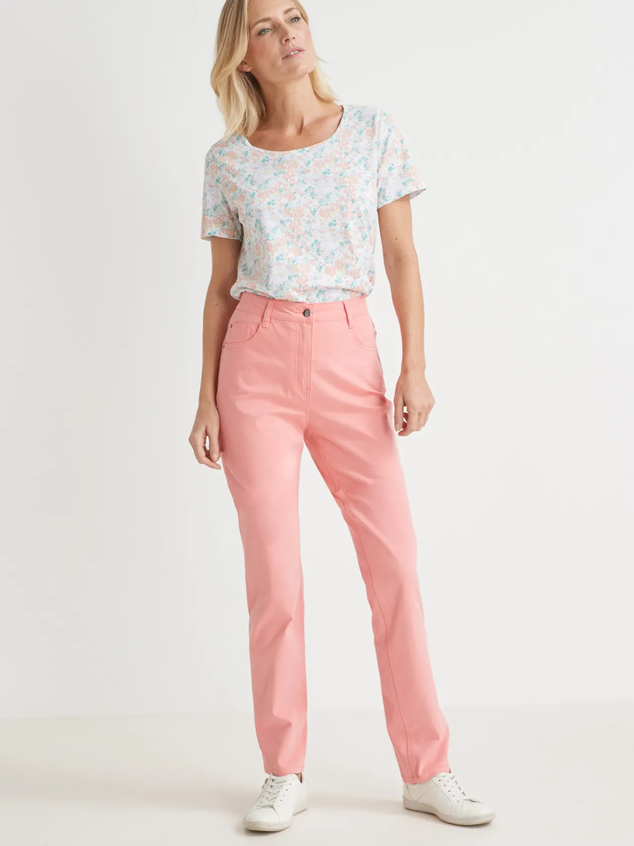 Pantalon 5 poches coupe droite