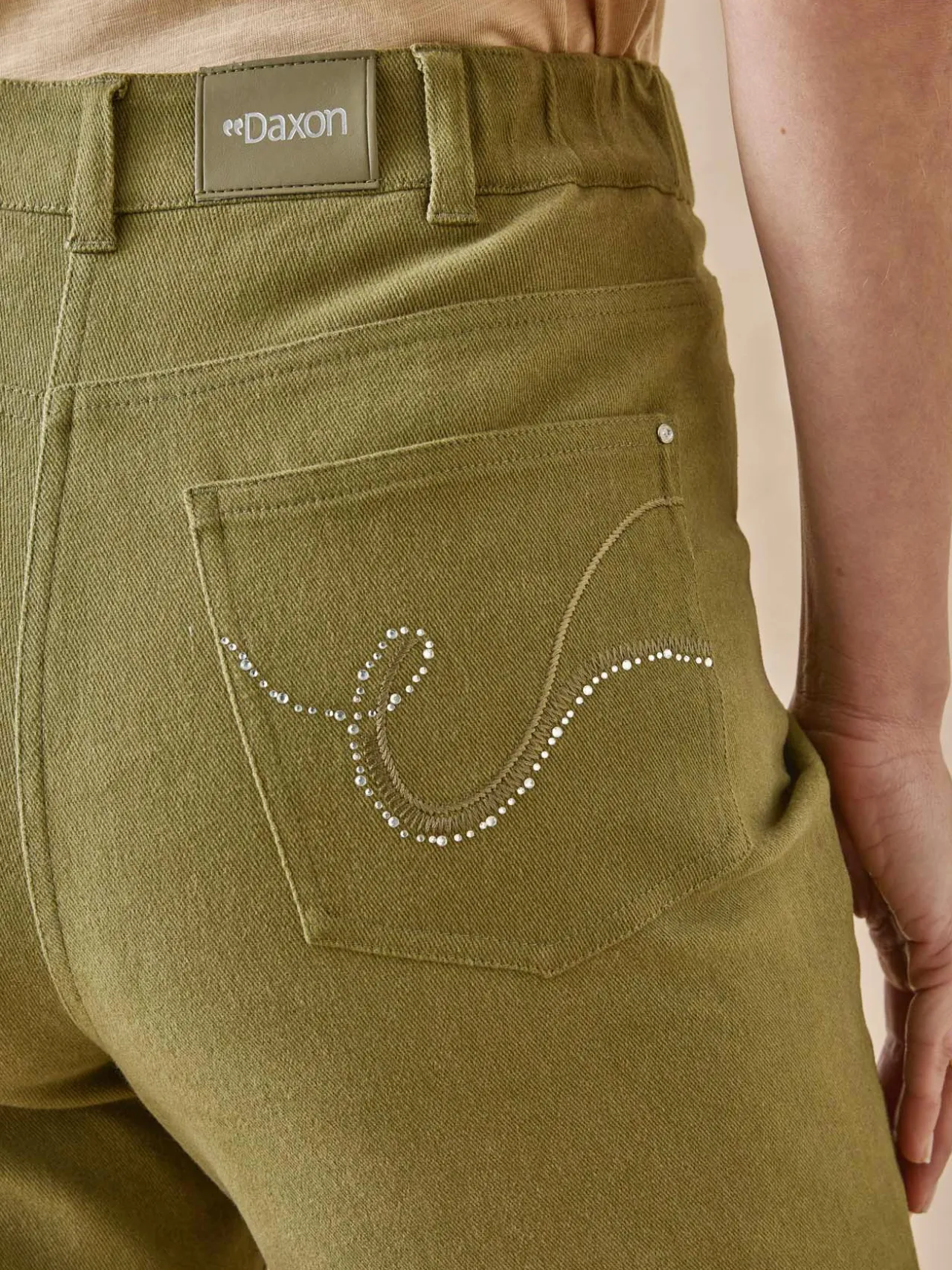 Pantalon 5 poches coupe droite