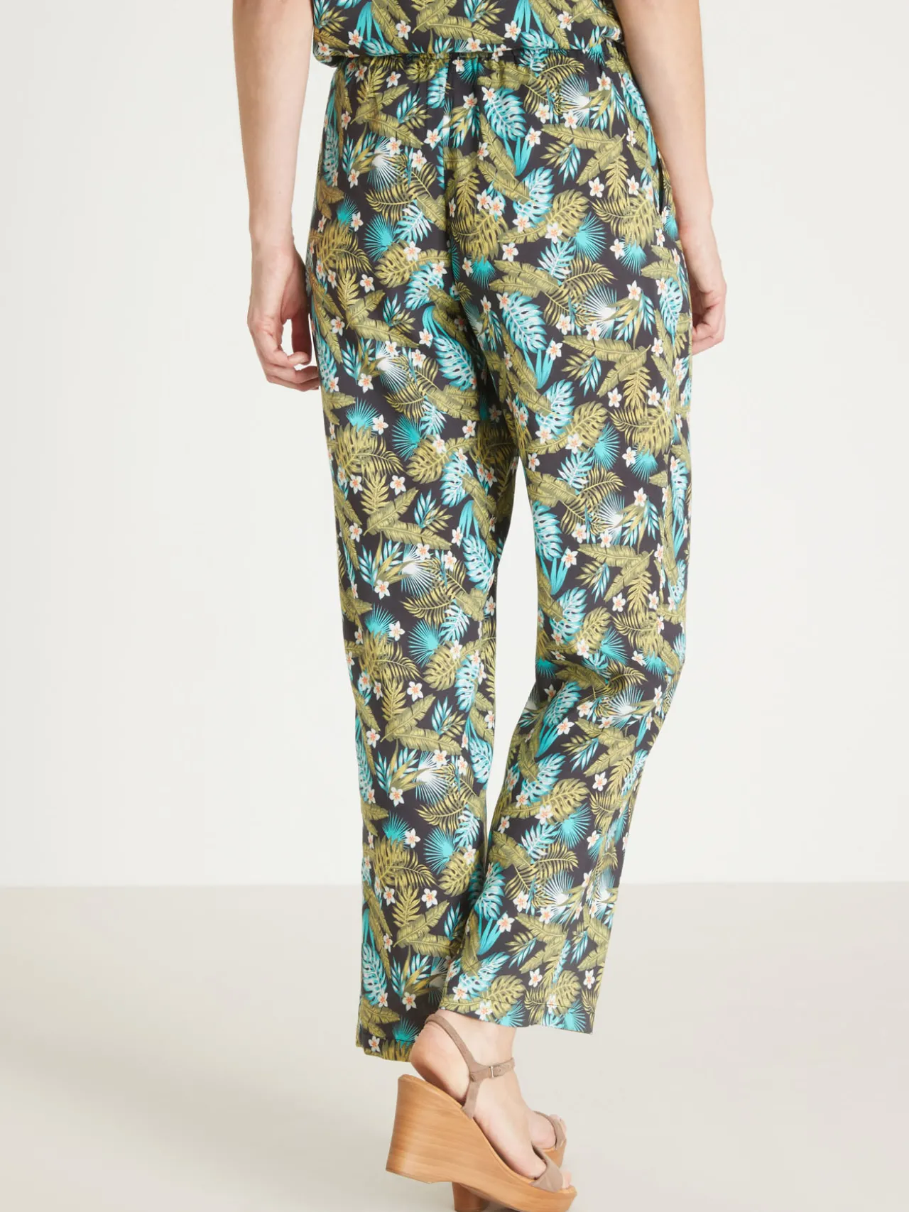 Pantalon fluide entièrement élastiqué