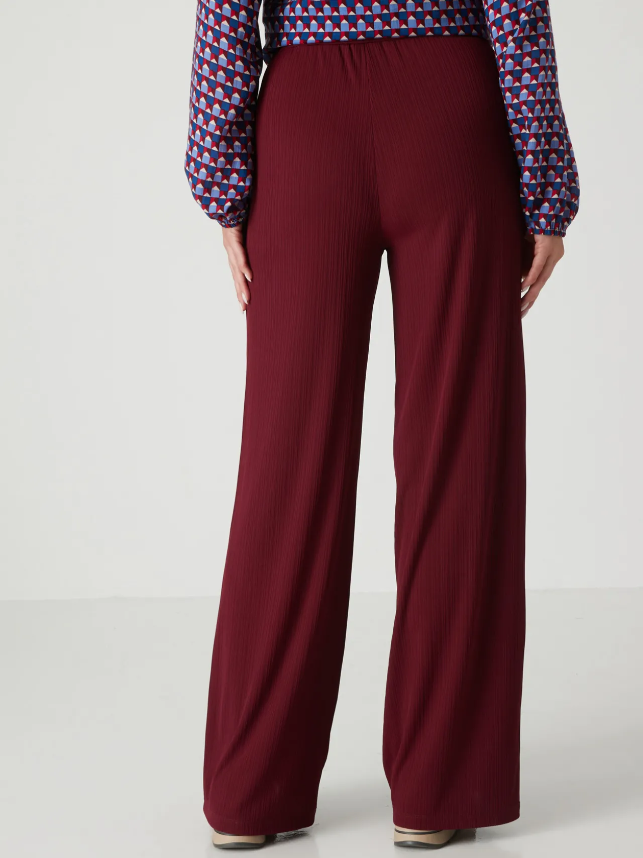 Pantalon large et droit