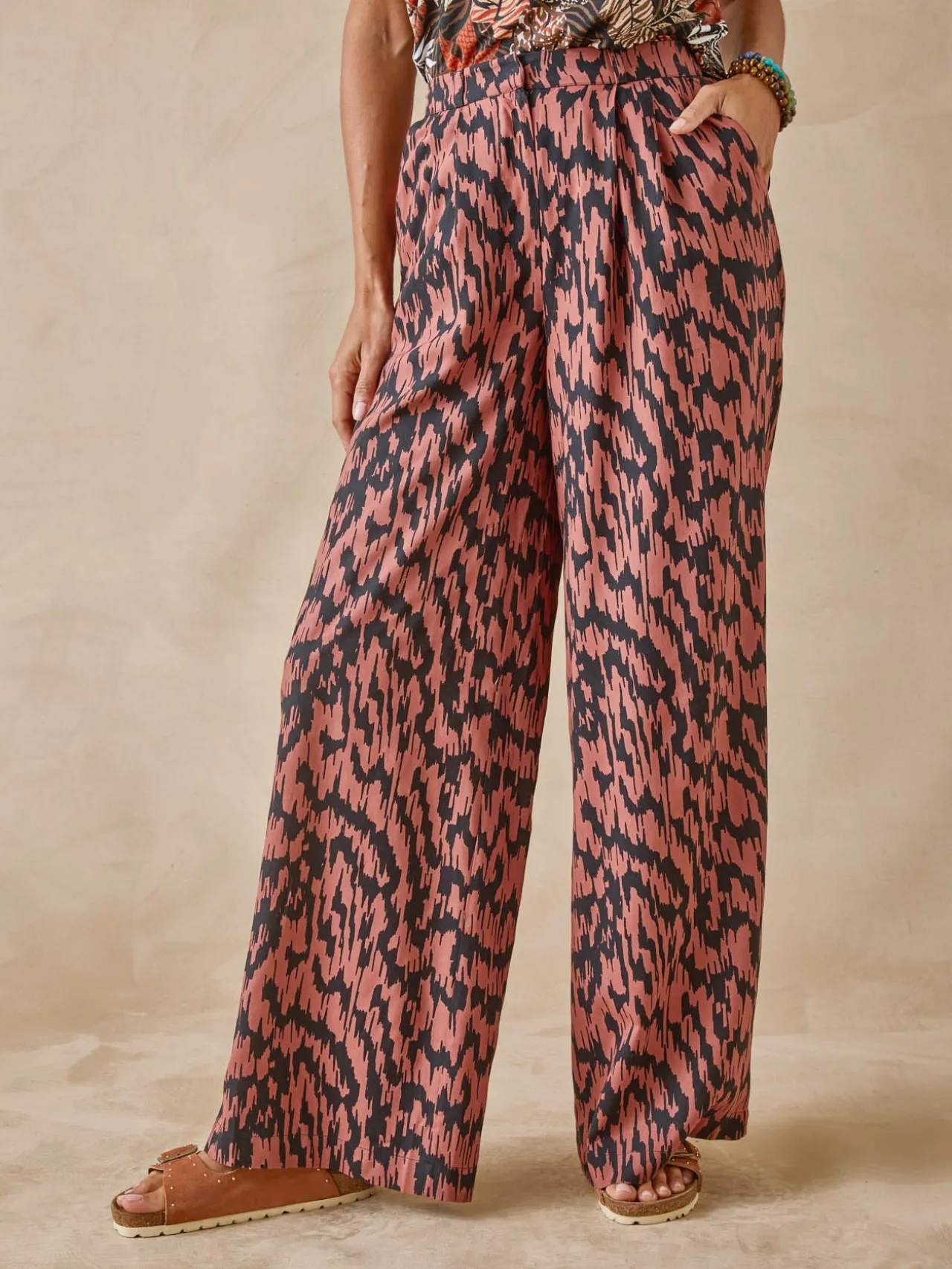 Pantalon large et fluide