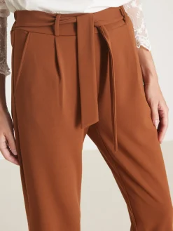Pantalon élastiqué en maille
