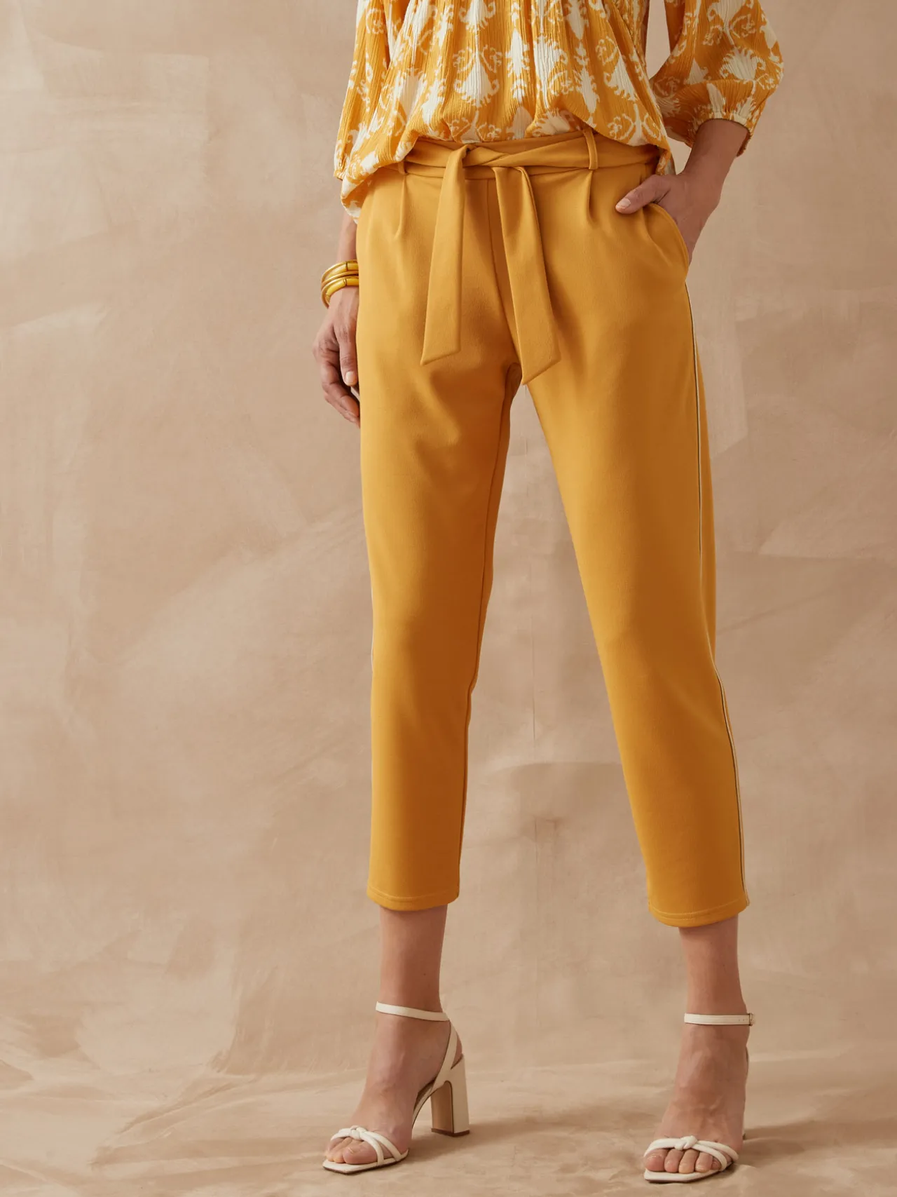 Pantalon raccourci élastiqué