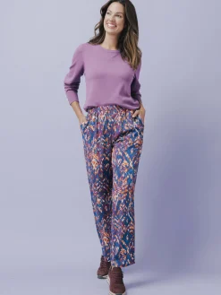 Pull boutons-bijoux aux manches