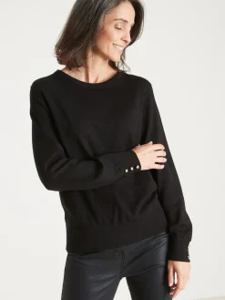 Pull boutons-bijoux aux manches