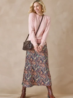 Pull boutons-bijoux aux manches