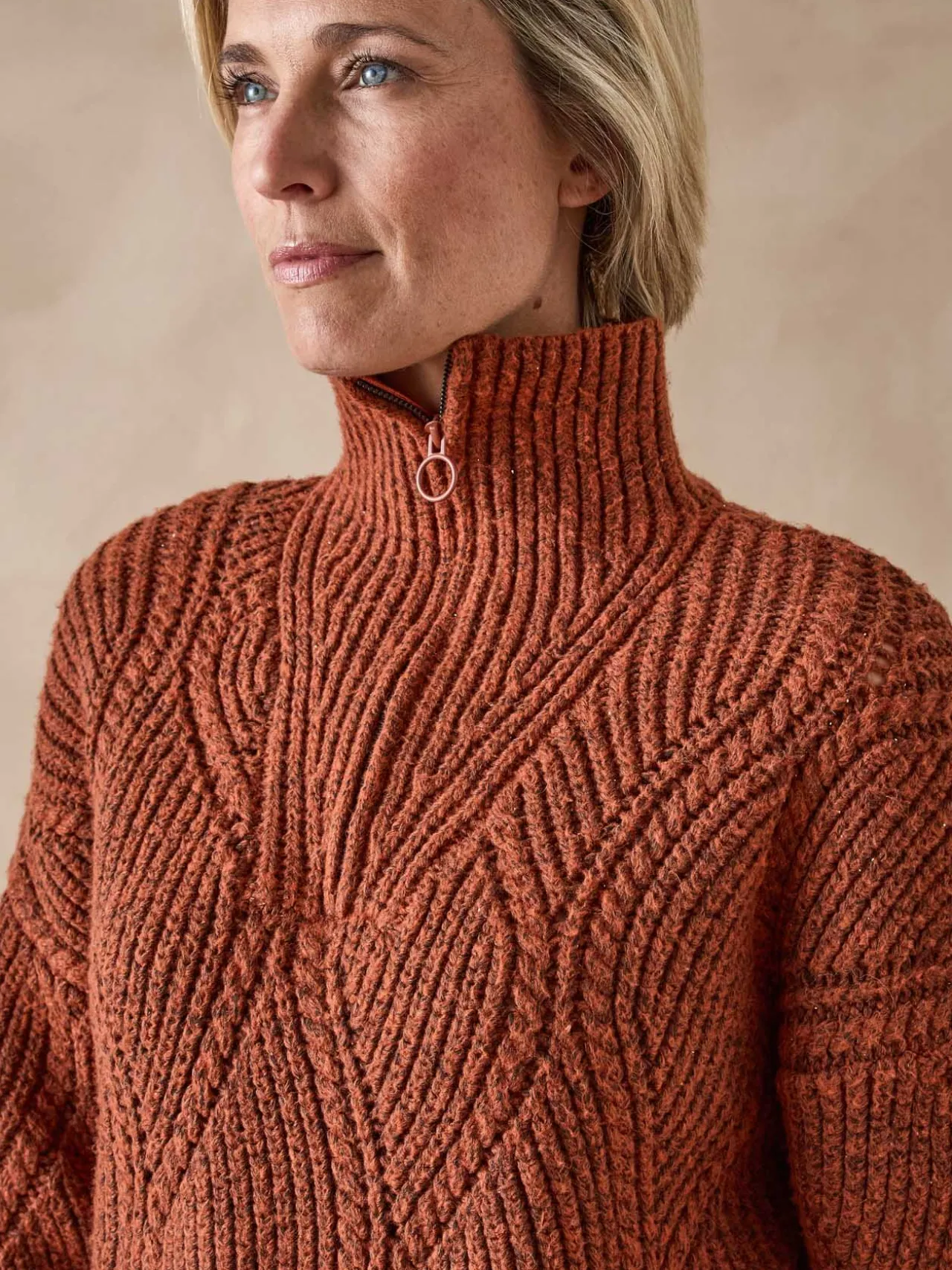 Pull camionneur zippé et bonnet