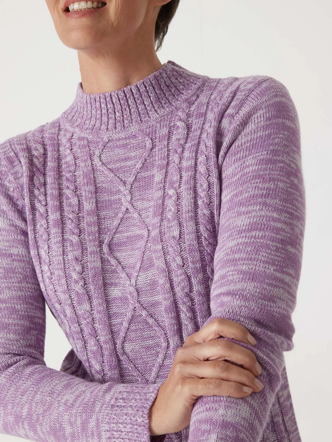 Pull col montant maille torsadée