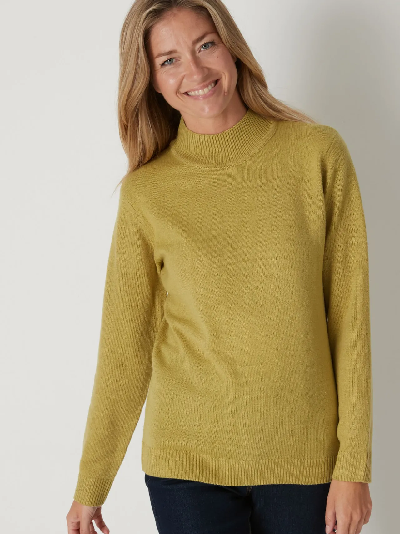 Pull col montant manches longues