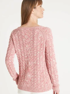 Pull en maille torsadée