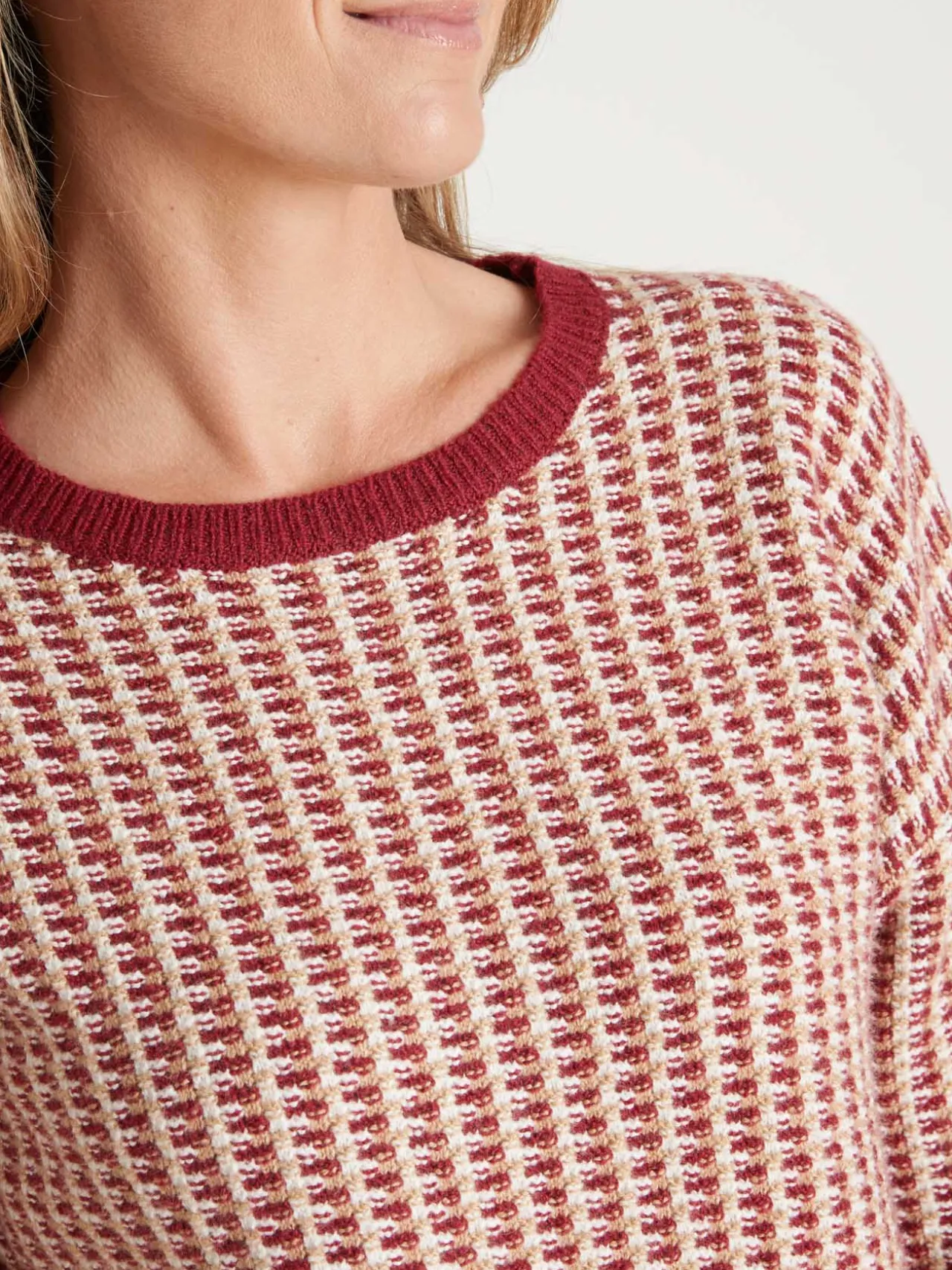 Pull jacquard encolure ronde