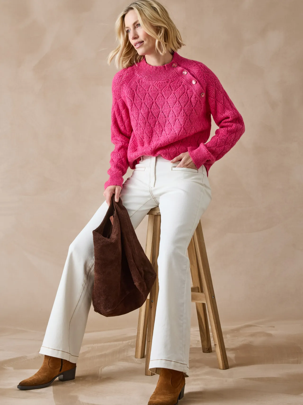 Pull maille fantaisie col montant