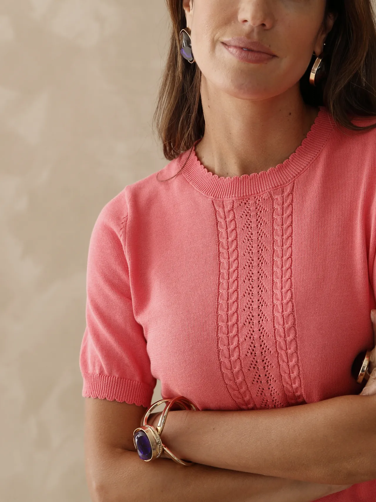 Pull manches courtes finition écailles