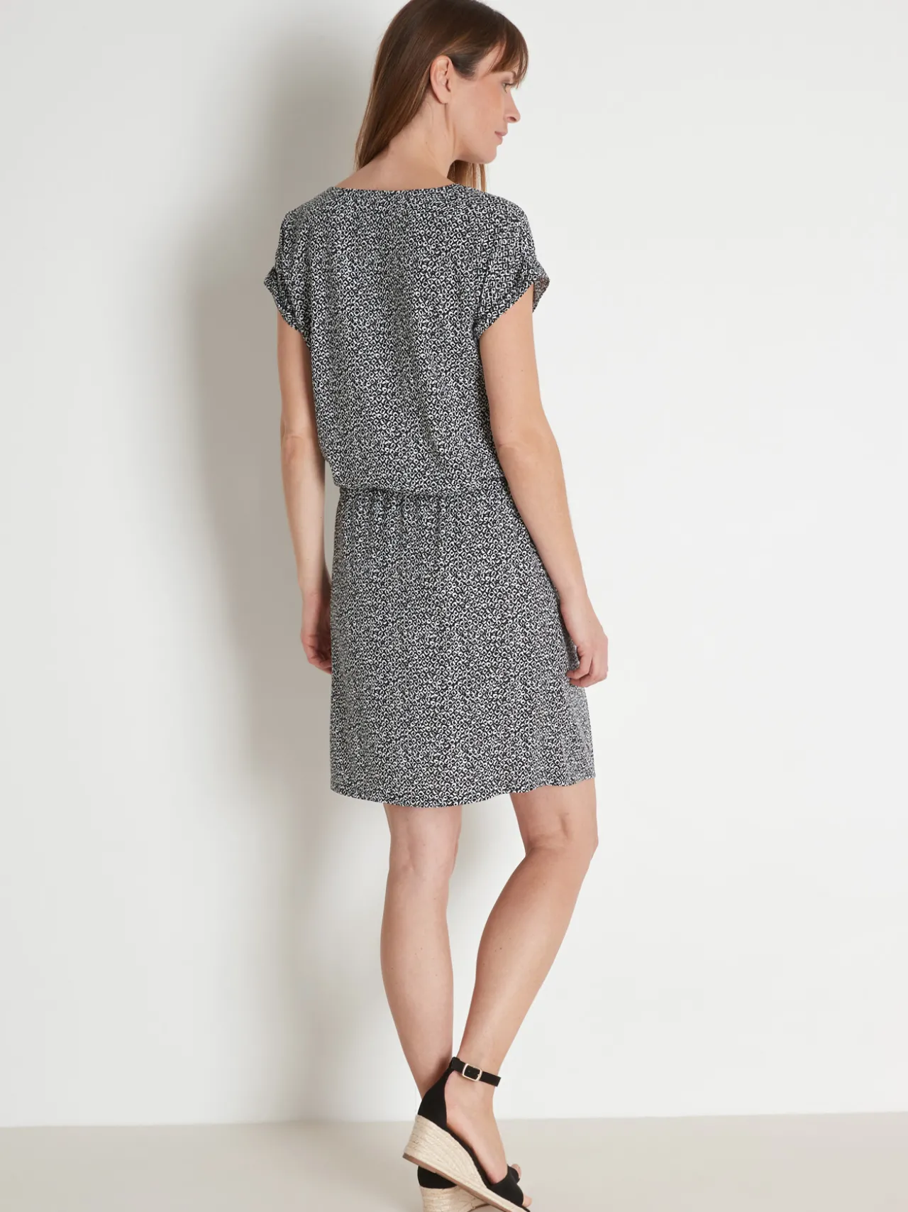 Robe 3 trous tissu fluide