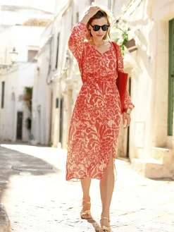 Robe ample en tissu satiné