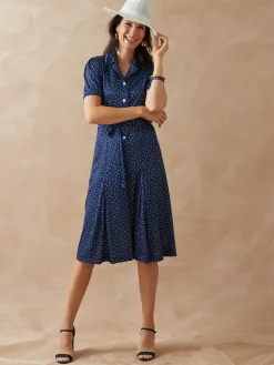 Robe classique col tailleur