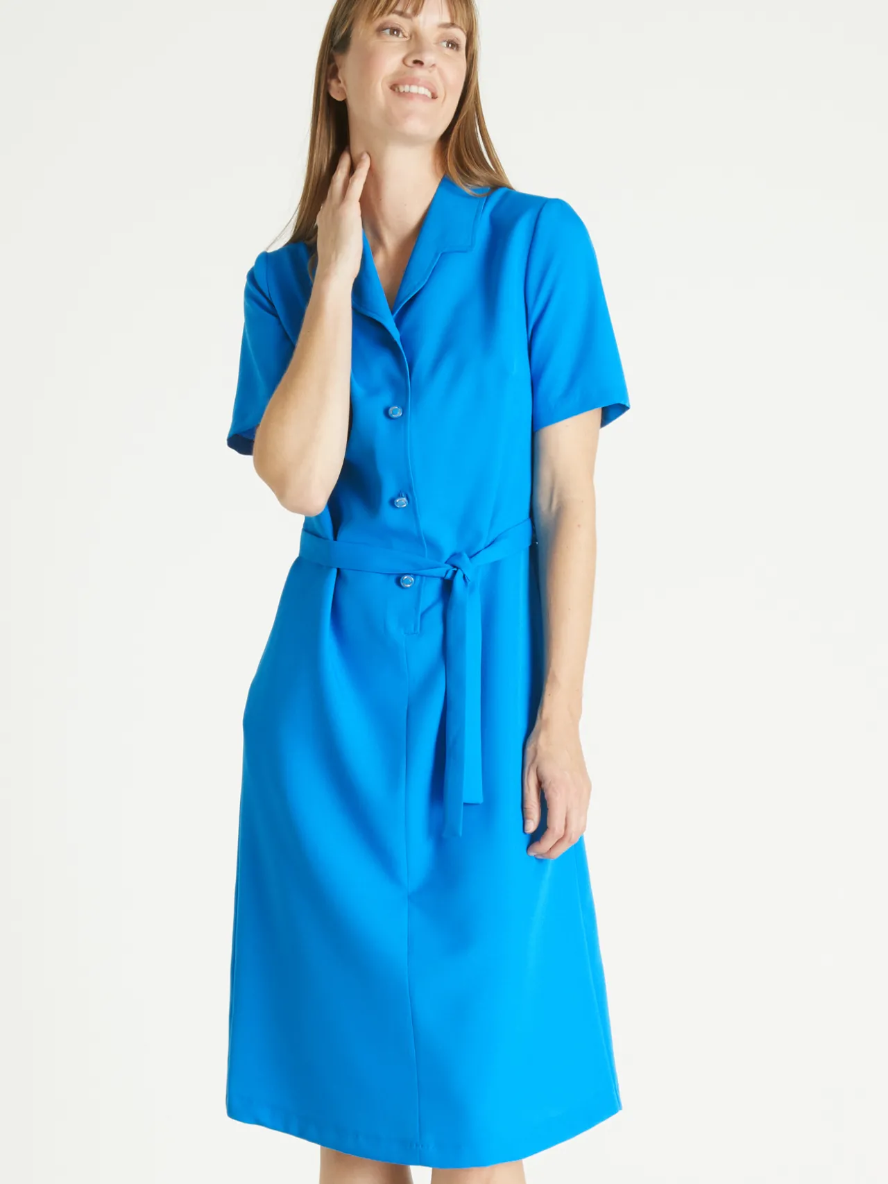 Robe classique col tailleur