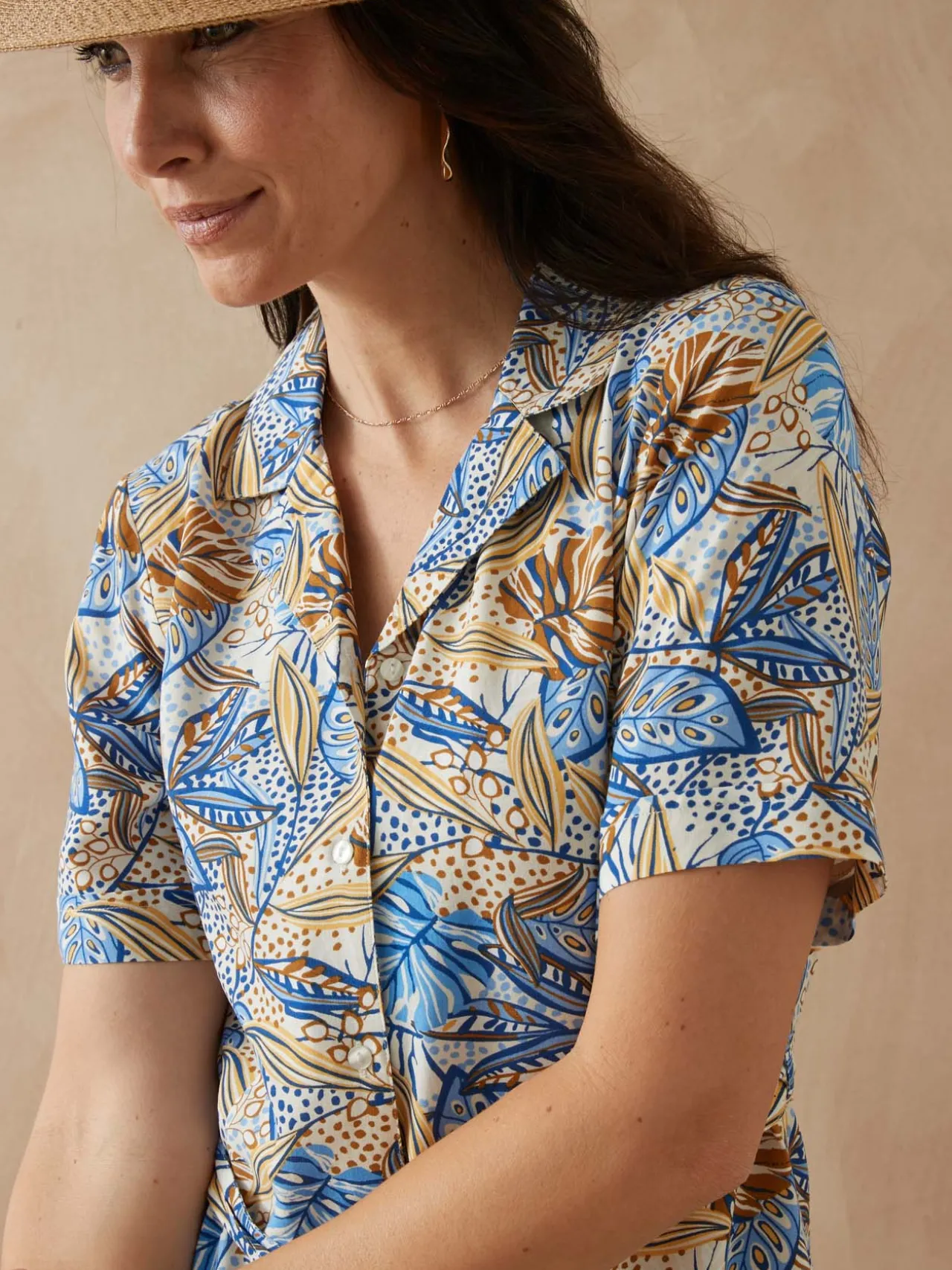 Robe col tailleur manches courtes