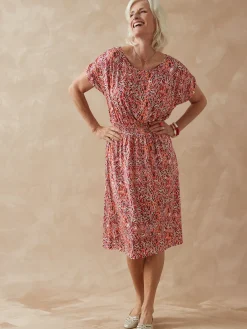 Robe encolure bateau en maille fluide