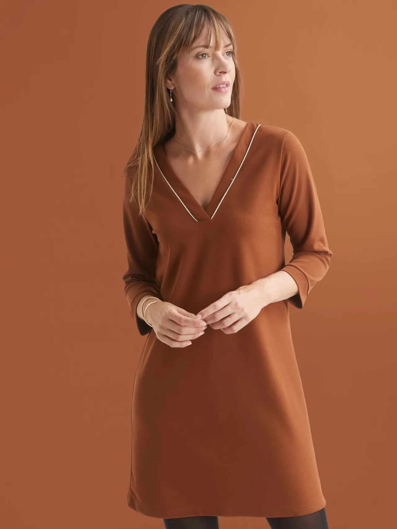 Robe housse en maille fluide