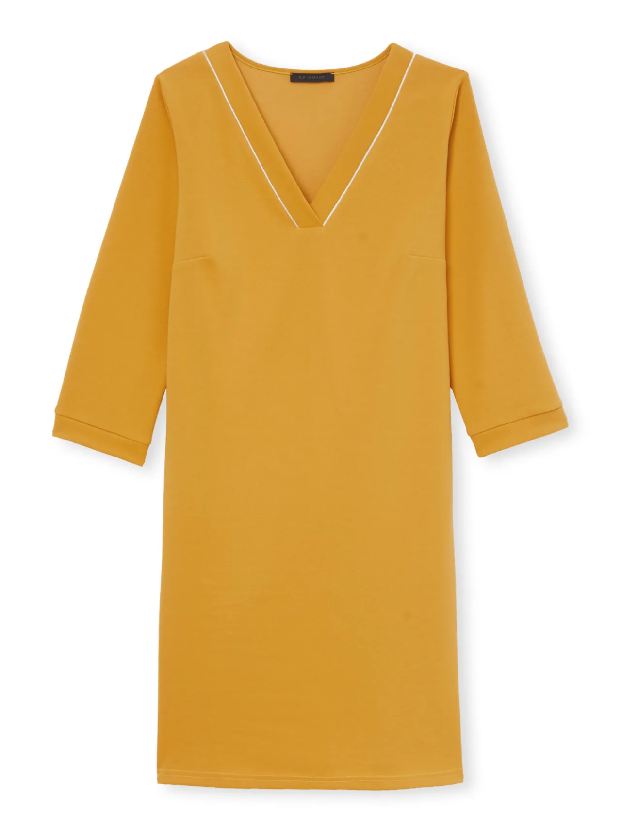 Robe housse en maille fluide