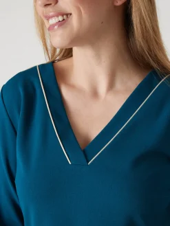 Robe housse en maille fluide