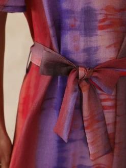 Robe housse manches courtes