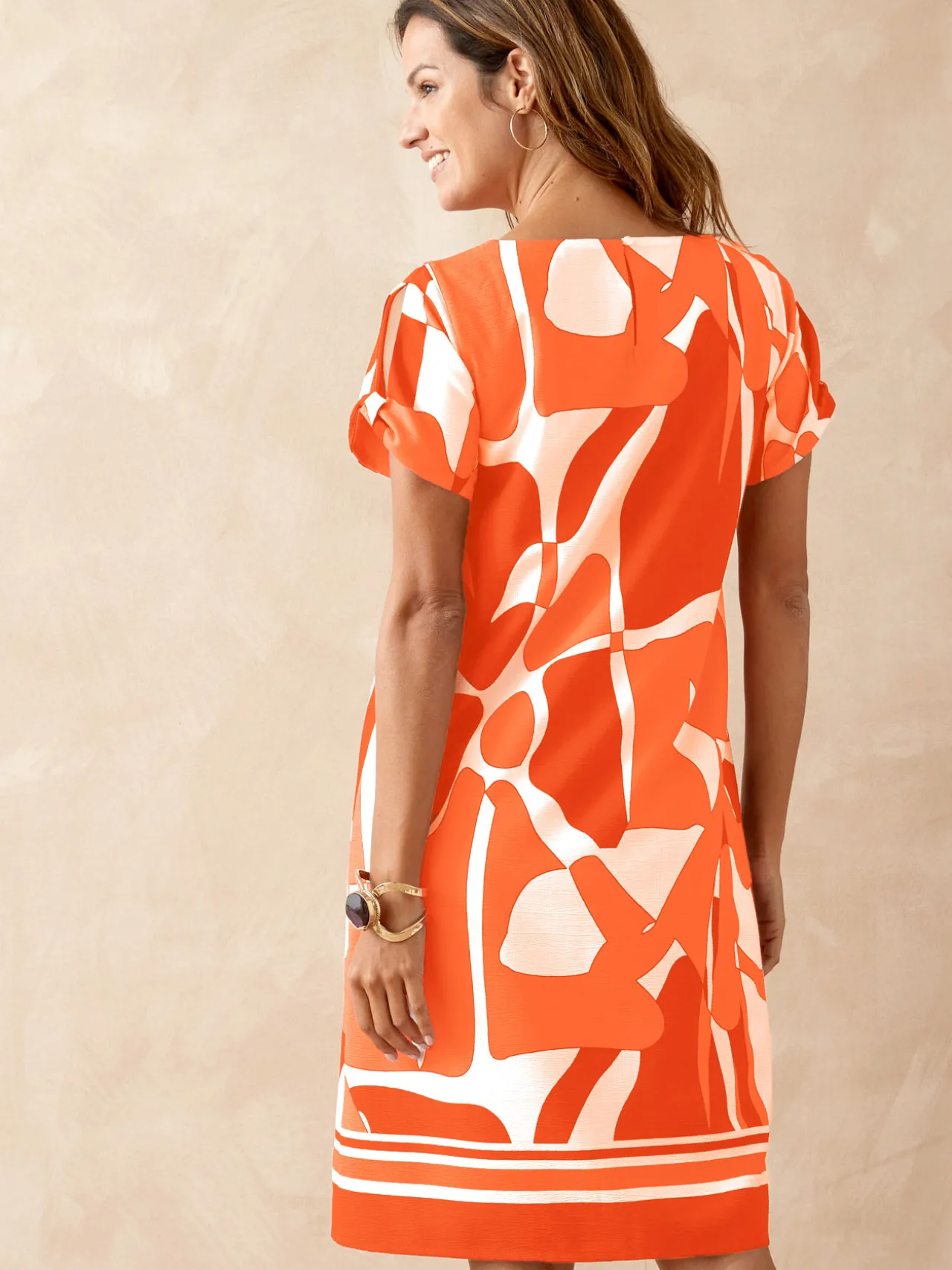 Robe housse manches courtes