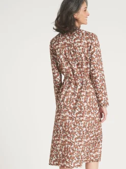 Robe élégante en maille col lavallière