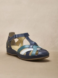 Salomés cuir à brides croisées