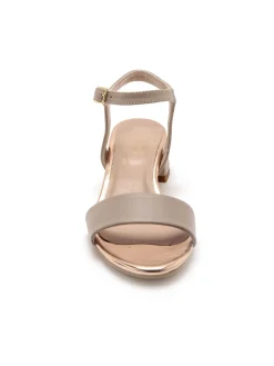 Sandales à bride en cuir