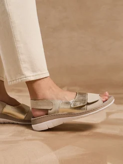 Sandales à scratchs tout ultra larges