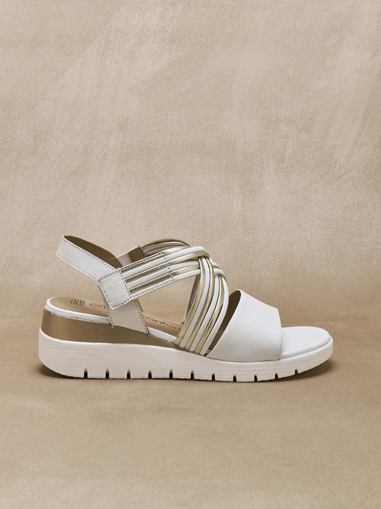 Sandales brides croisées à scratch