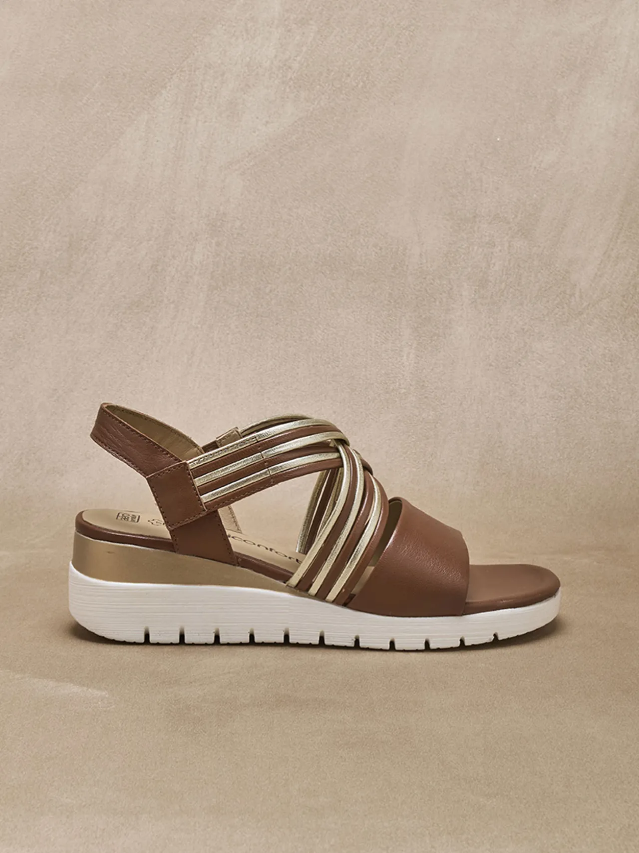 Sandales brides croisées à scratch