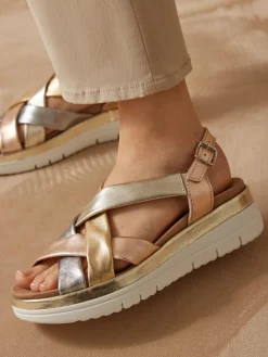 Sandales compensées semelle amovible