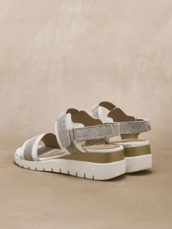 Sandales cuir à scratchs