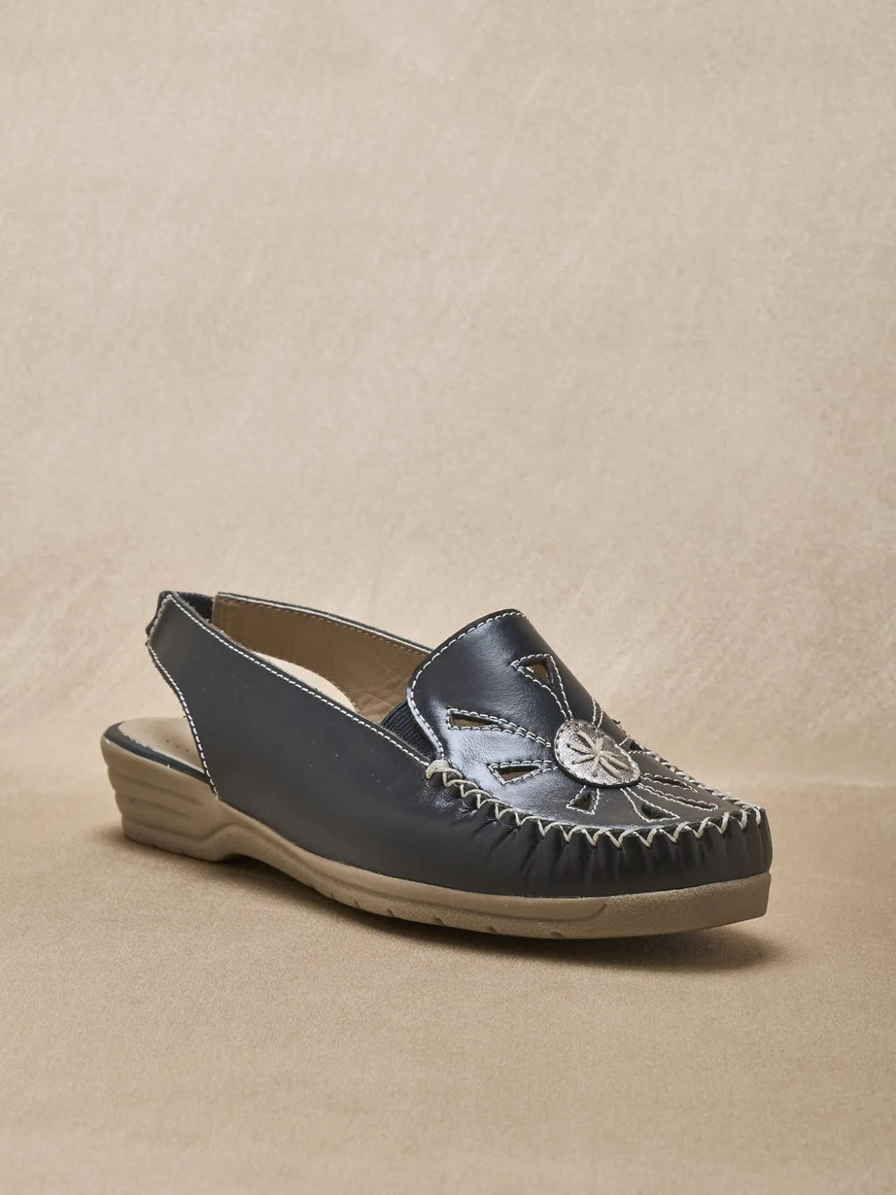 Sandales cuir ajouré élastiquées