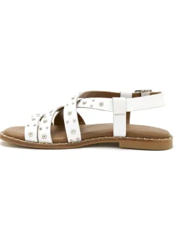 Sandales cuir détails cloutés