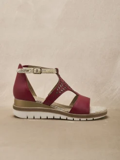 Sandales cuir motifs ajourés