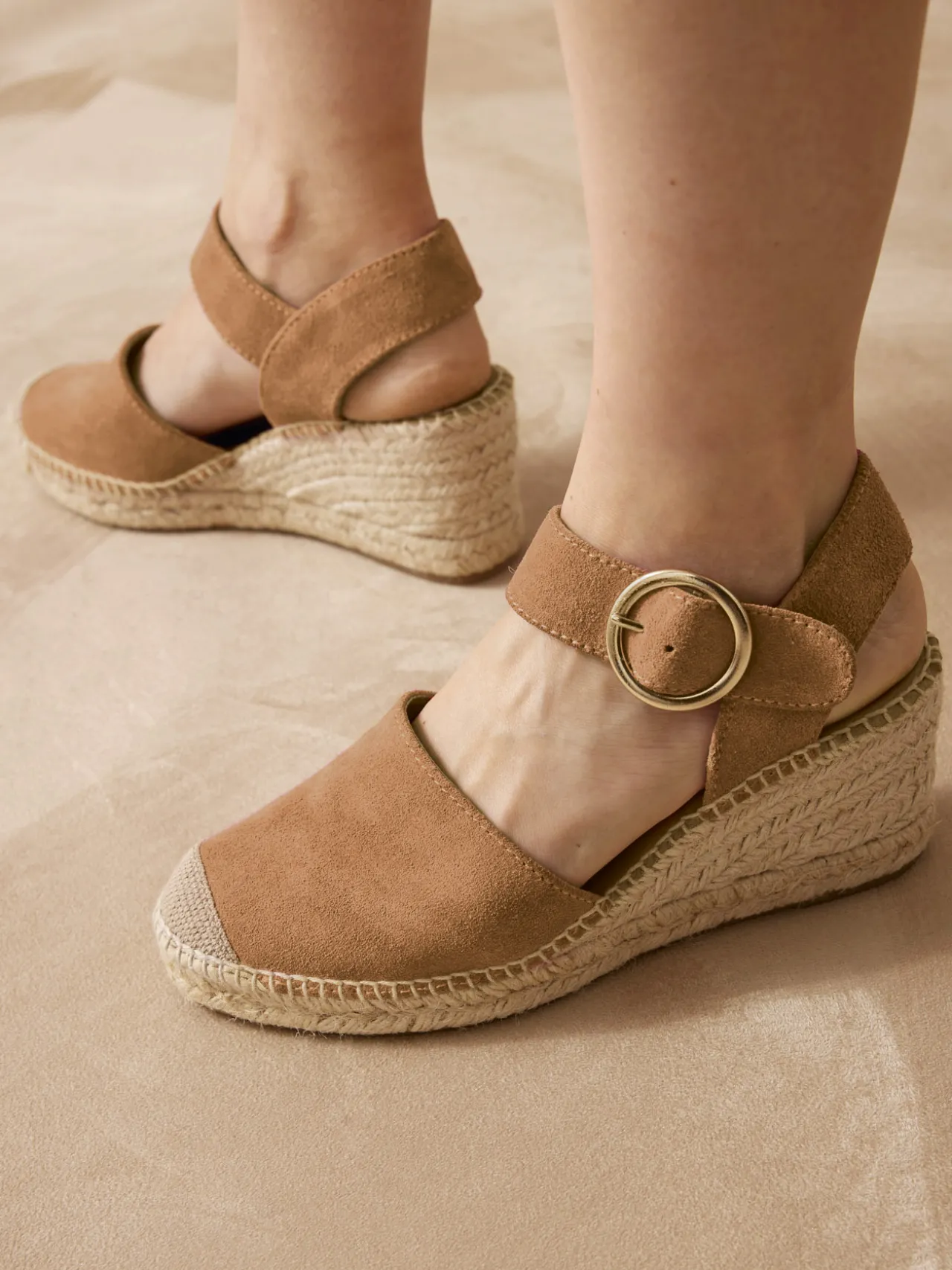 Sandales cuir velours