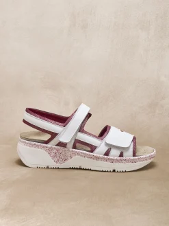 Sandales ouverture totale par scratchs