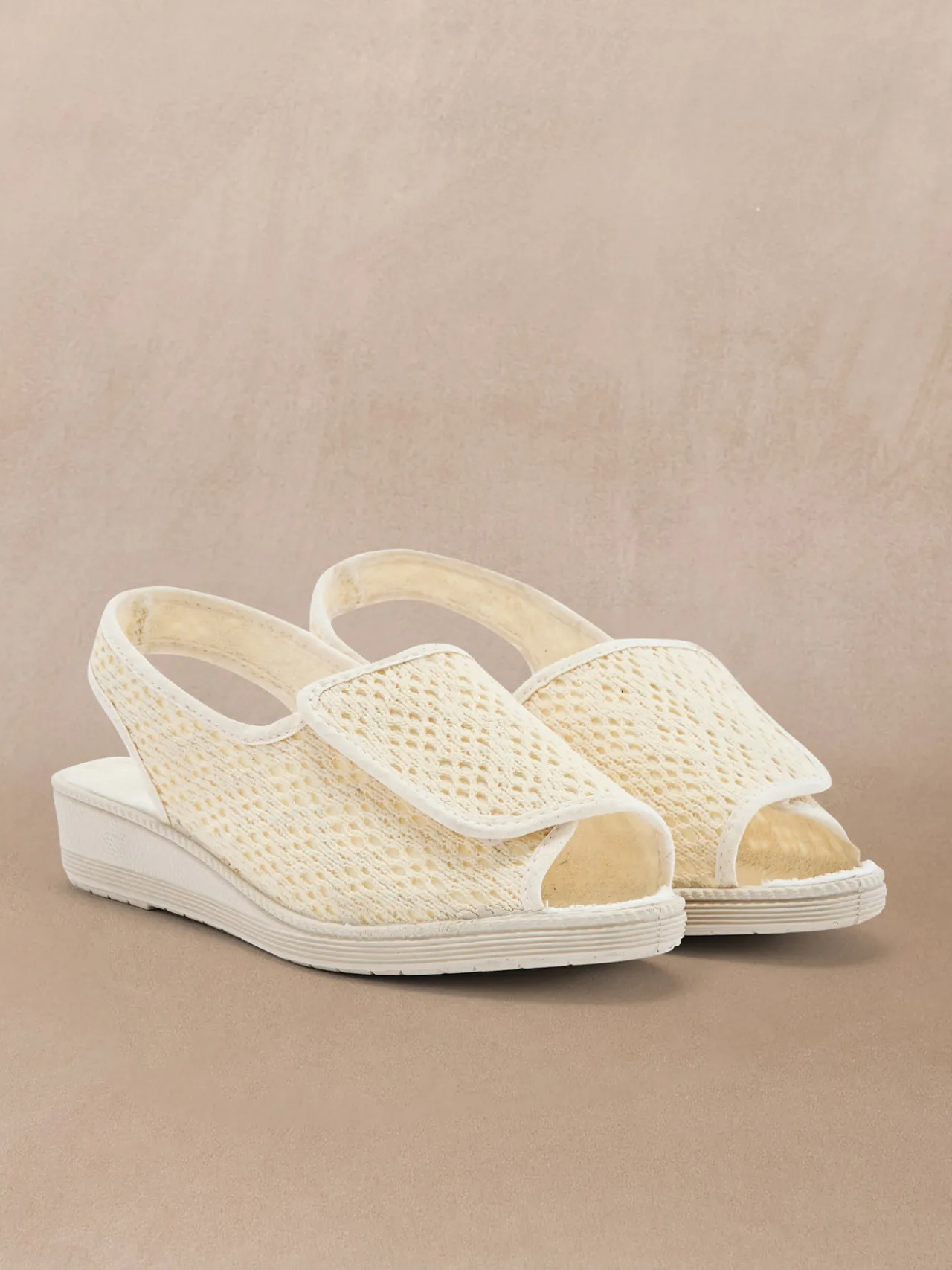 Sandales pantoufles ouverture totale