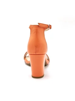 Sandales tout cuir à talon