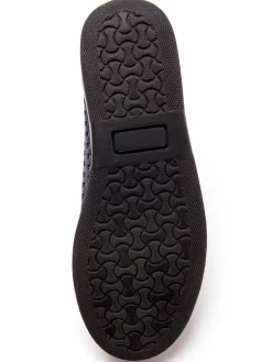 Sans-gêne en cuir perforés