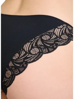 Slip taille médium Ariane Essential