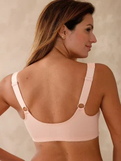 Soutien-gorge ouvert devant