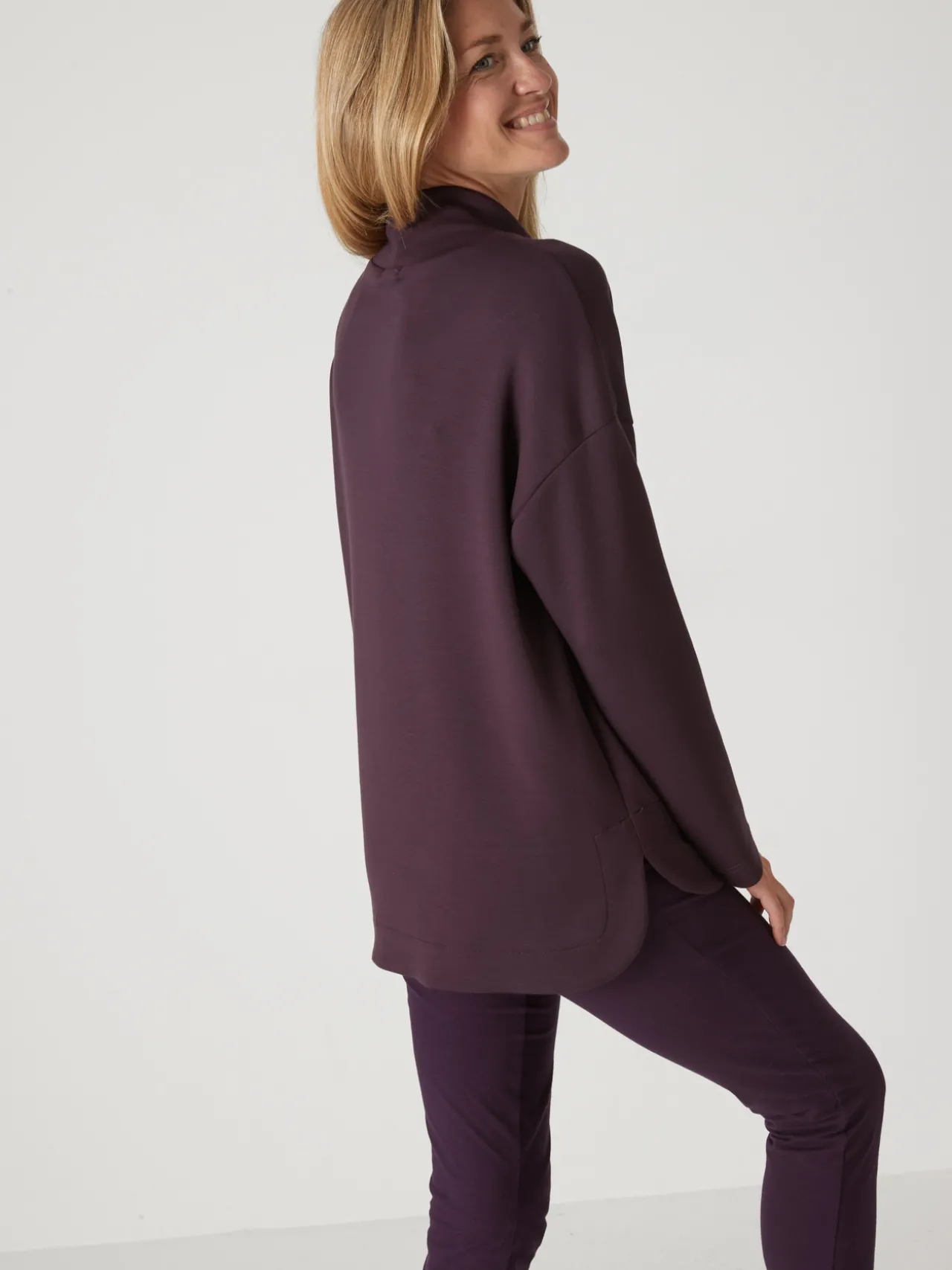 Sweat-shirt à large col montant