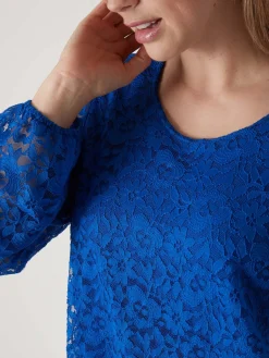 Tee-shirt avec dentelle